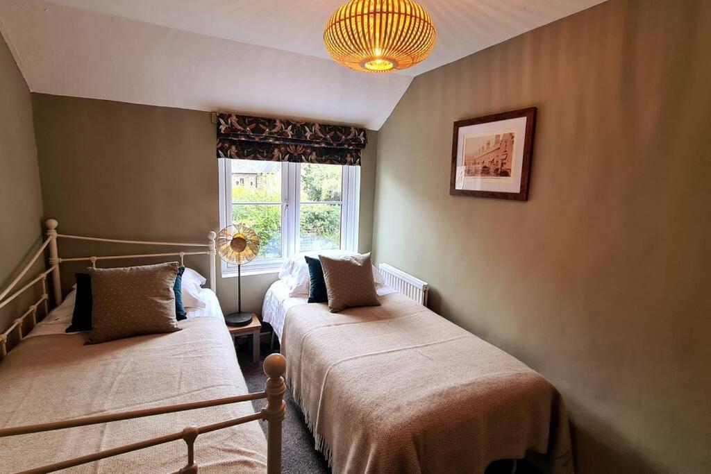 Gorgeous Two Bedroom House In Ely Exterior photo