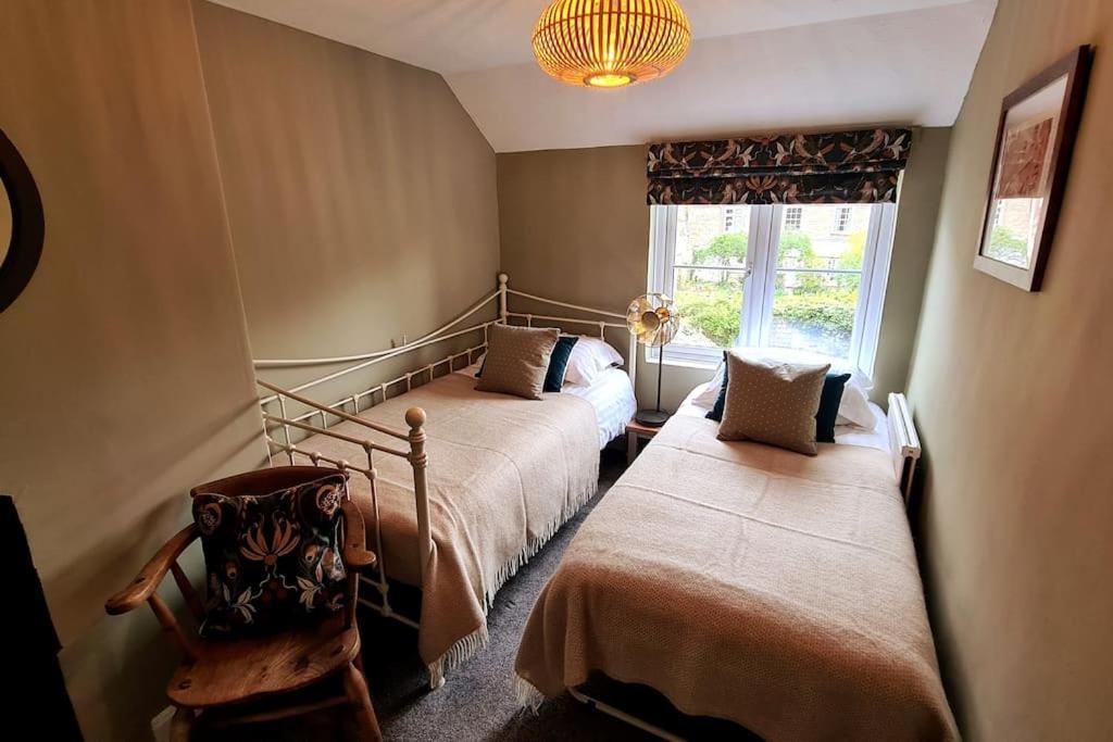 Gorgeous Two Bedroom House In Ely Exterior photo